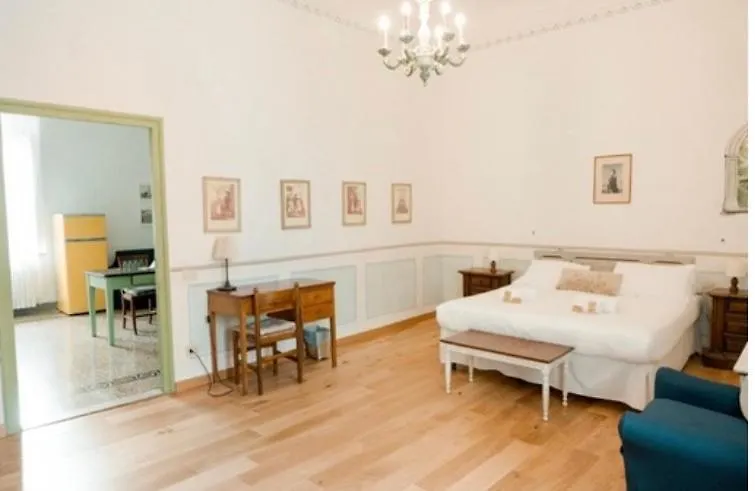 Apartment Artistic Home Florence Italy